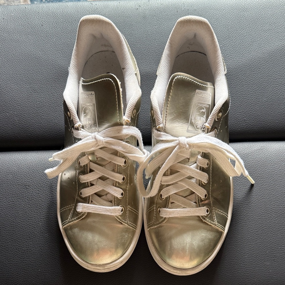 Silver Stan Smith Adidas